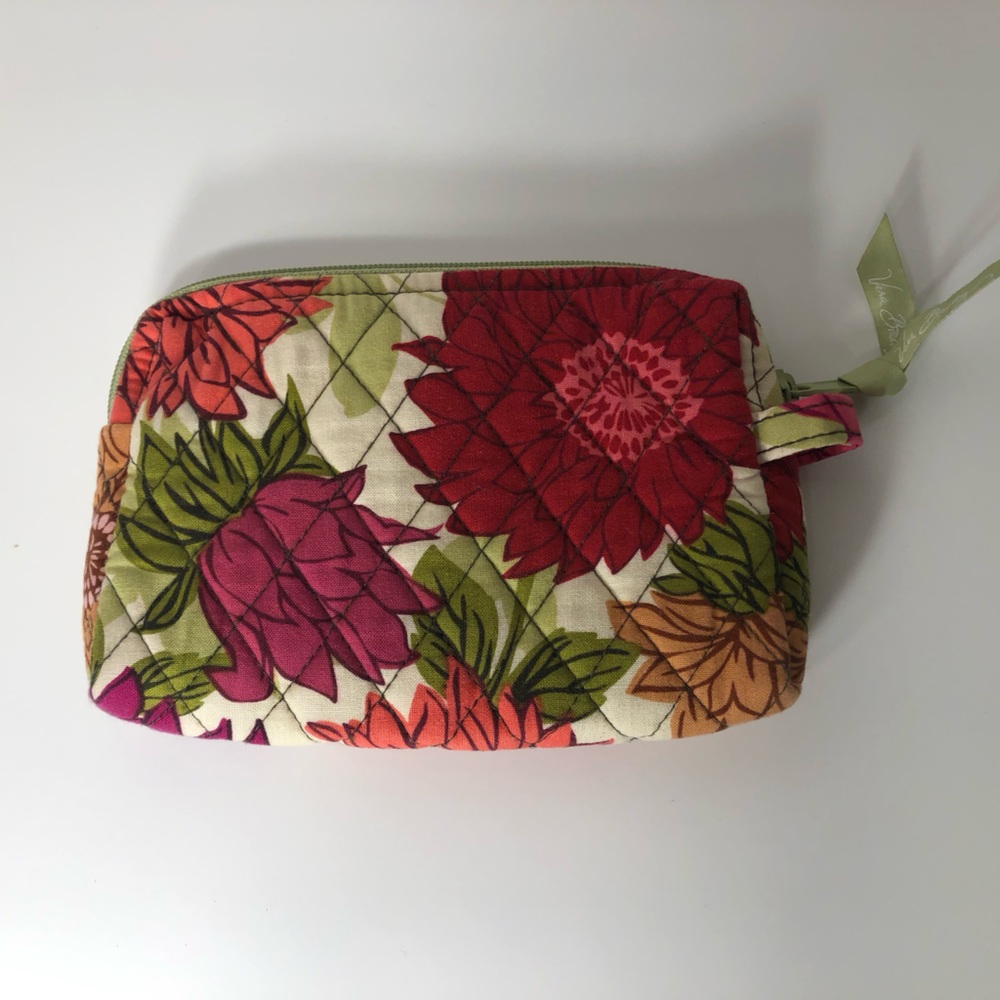 Vera Bradley Hello Dahlia! Pattern Makeup Bag retired pattern - Picture 4 of 4
